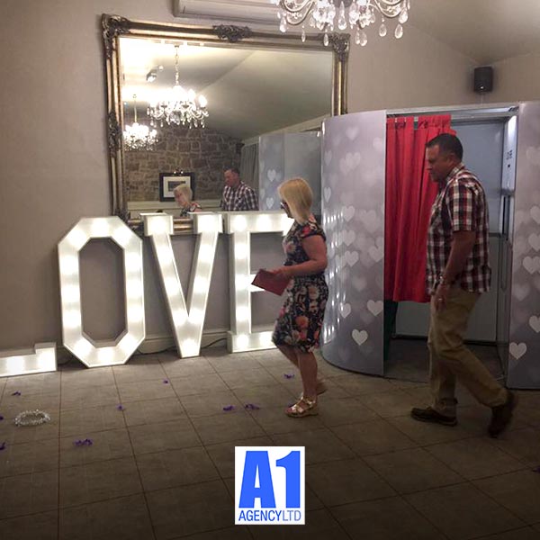 Love Photo Booth